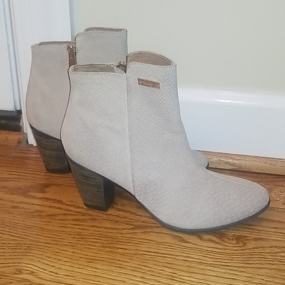 Les Tropeziennes Shoes - Tan suede Les Tropezeinnes heeled booties 37 (6.5)